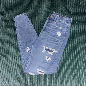 Women’s American Eagle Curvy High Rise Distressed Jeggings